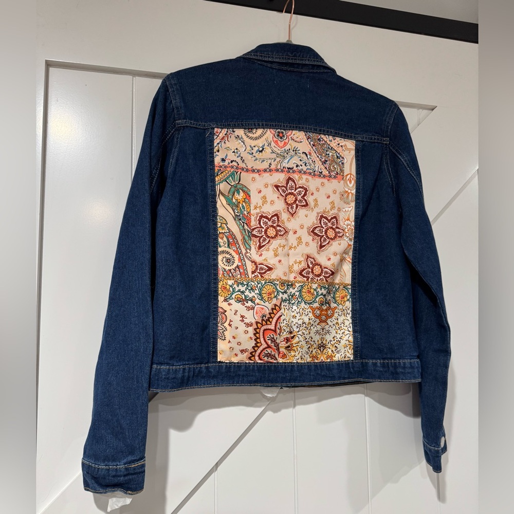 Brit.NY Denim Jean Jacket Large Blue Embellished Satin Mixed Media Floral NEW